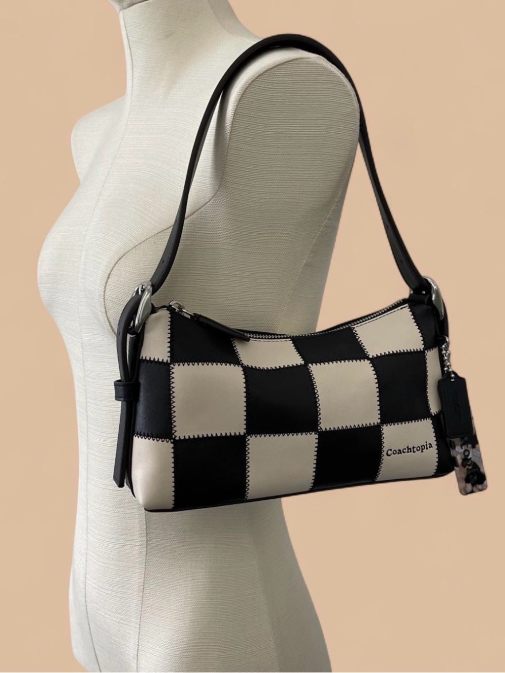 Coachtopia Sold Out Should Bag! (Read description) - Picture 6 of 9